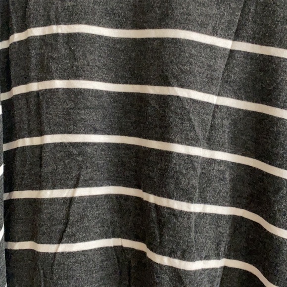 Summer dress. Very free. - Picture 2 of 4